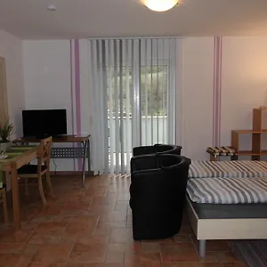 https://ferienhaus-kiesel.com-bavaria.com
